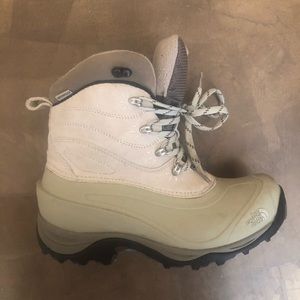 NORTH FACE HIKING BOOTS